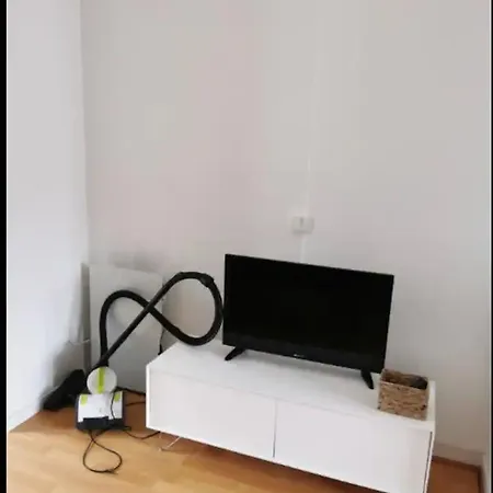 Appartement T1bis N6 Renove Rue Conseil *